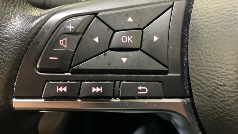 Nissan Juke 1.0 DiG-T 114 N-Connecta 5dr Petrol Hatchback